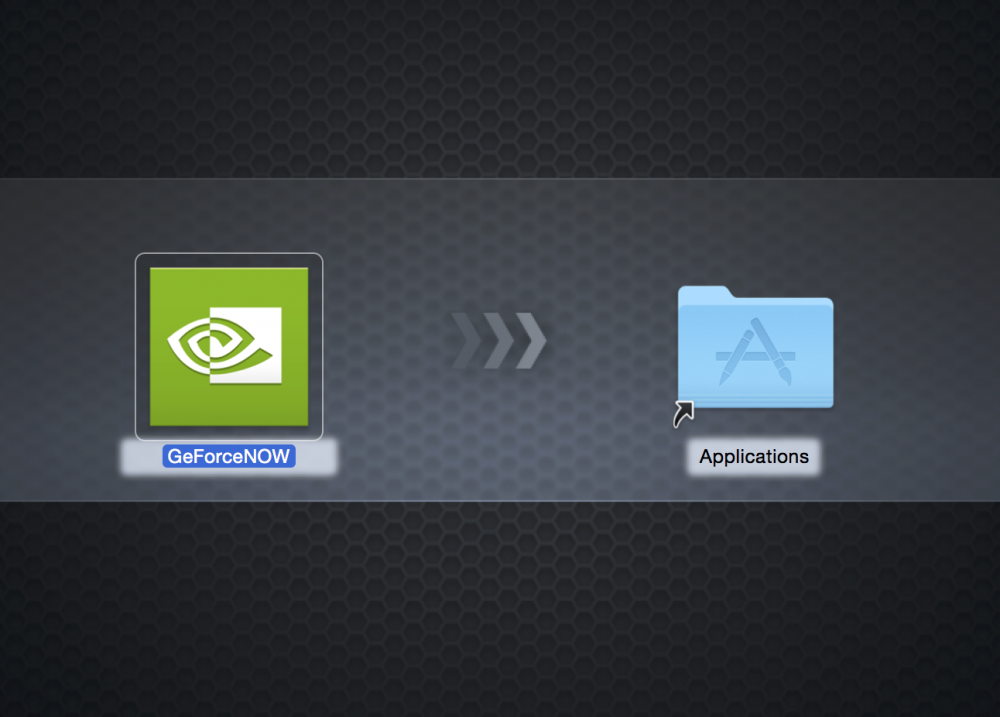 GEFORCEをマックにインストールしているところ